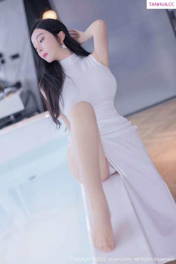 允薾  [XiuRen]高清写真图 2022.04.12 No.4855 允薾第21张图片